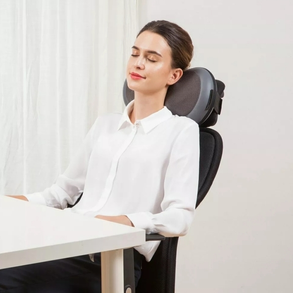 Snailax Deep tissue massage pillow Neck back - Picture 3 of 8